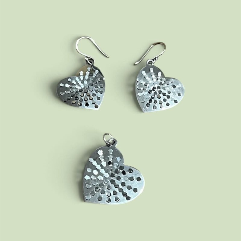 Aretes y Dije Corazones
