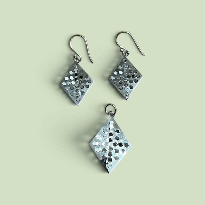 Aretes y Dije Rombo